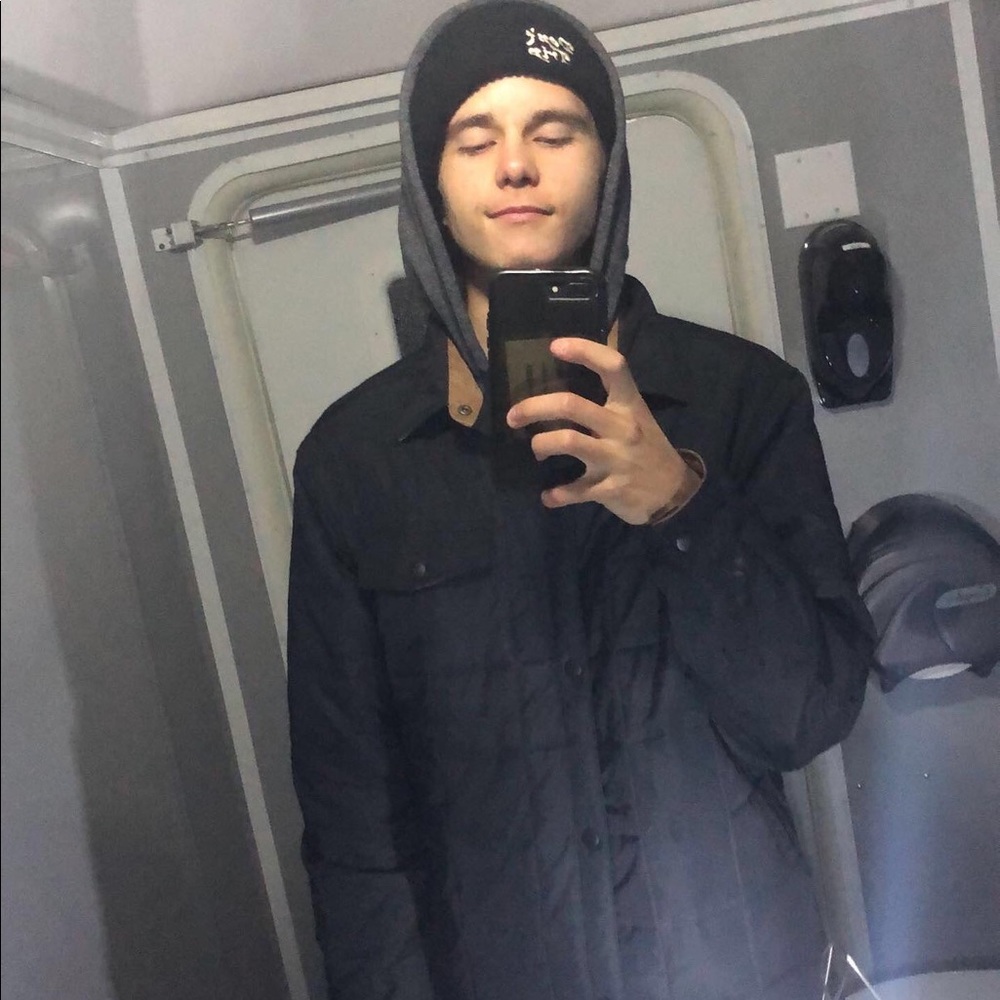 Meet your Posher, Tristan